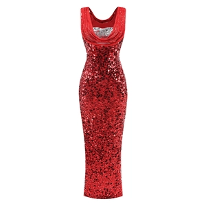 Robe longue rouge à paillettes avec licou et coupe ajustée sans manches élégante