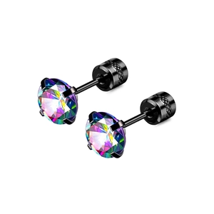 Détail macro de boucles d'oreilles en zircon noir avec pierres arc-en-ciel