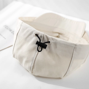 Cappello parasole per bambini in rete beige con cinturino elastico regolabile