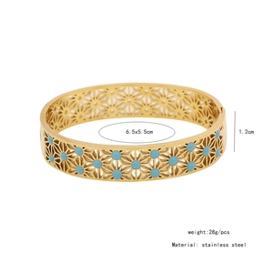 Detail showing dimension and weight of gold hollow turquoise stainless steel bangle