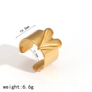 Three-dimensional heart-shaped stainless steel ring in two-tone gold finish for women