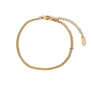 Elegant 18K gold-plated stainless steel cross anklet with adjustable lobster clasp chain