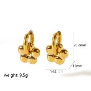 18k gold plated flower shape stainless steel earrings with dimensional measurements