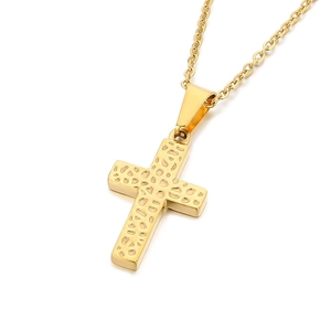 Minimalist 18k gold plated hammered cross pendant necklace on O-chain for women