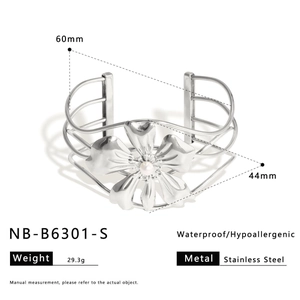 Detailed spec sheet showing dimensions and 29.3g weight for silver floral steel bangle
