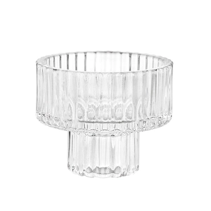 Bougeoir en verre cannelé minimaliste avec une finition à rayures verticales claires