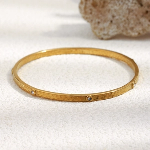 Hammered Texture Bangle Stainless Steel 18K Gold Plated Round Cubic Zirconia Retro Fashion Jewelry For Women
