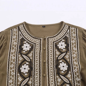 Chemise femme marron olive en coton et lin avec broderie florale sur la poitrine