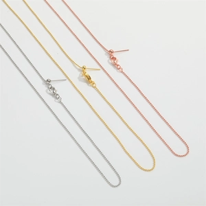 Verstellbare Boxketten in Silber, Gold und Roségold mit Karabinerverschluss und Nadel