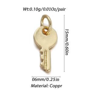 Detailed view of 18K gold-plated key pendant with precise size and weight annotations