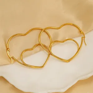 Boucles D'oreilles Créoles Coeur Évidées Double Couche Acier Inoxydable Plaqué Or 18K Bijoux Géométriques Pour Femmes