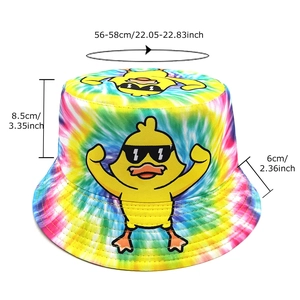 Bob tie-dye arc-en-ciel avec canard et guide des tailles : tour de tête 56-58 cm
