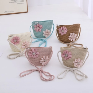 Lot de sacs bandoulière en paille pour enfants avec fleurs en dentelle pour l'été