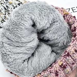 Women's cute color-block knitted beanie with warm gray fleece lining for winter comfort