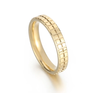 Modern 18k gold plated stainless steel ring with elegant square grid textured patterns
