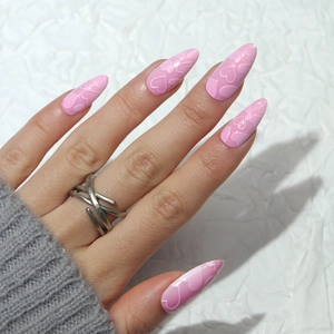 Ongles À Presser Amande Roses Texture Coeur En Relief 3D Faux Ongles Longs Pour La Saint-Valentin Style Français Doux Femmes