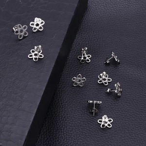 Edelstahl Hohle Blumenohrstecker Minimalistische Sonnenblume Süßer Floraler Schmuck Täglicher Accessoires Für Damen