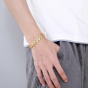 Bracelet pour homme en acier titane doré avec motif épi de blé au style minimaliste