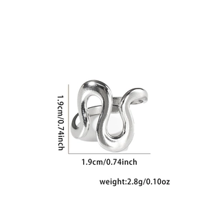 Detailed view of silver titanium steel wave ring with 1.9cm diameter and 2.8g weight