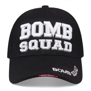 Casquette de baseball en coton noir avec broderie 3D blanche BOMB SQUAD sur le devant