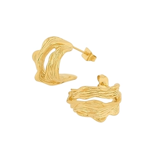 Minimalist golden stainless steel C-shaped earrings with unique wrinkled texture