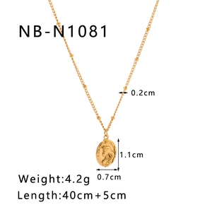 Detailed view of mermaid cameo pendant with dimensions and 40+5cm bead chain