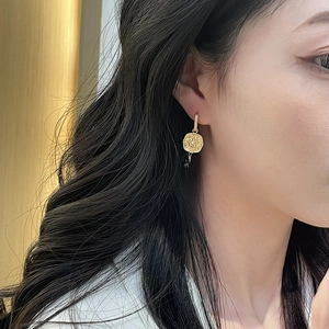 French vintage matte gold sunflower earrings with elegant square design for women
