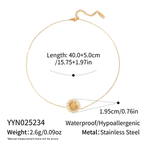 Spécifications de la chaîne dorée avec pendentif soleil en acier inoxydable