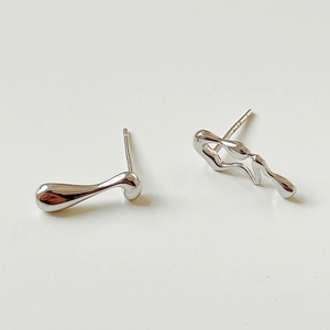 Minimalist 925 sterling silver asymmetrical musical note studs with fluid molten design