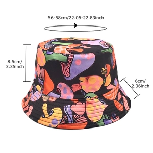 Cappello a secchiello nero reversibile con stampa fungo e misura circonferenza 56-58 cm