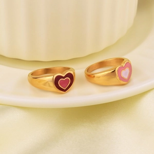 Chic 18K gold-plated stainless steel heart rings with colorful enamel inlays on ceramic