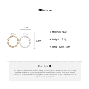 Detailed size and material guide for vintage hollow heart bracelets in gold and silver