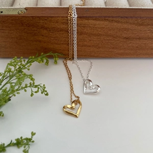Minimalist 925 sterling silver heart pendant necklaces in gold and silver finishes