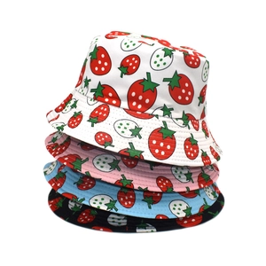 Fashion Strawberry Pattern Bucket Hat Sun Protection Polyester Casual Outdoor Fisherman Cap For Women Men Summer Beach Travel