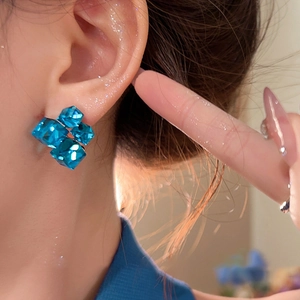 Blue geometric square crystal stud earrings with multifaceted cut on silver needle