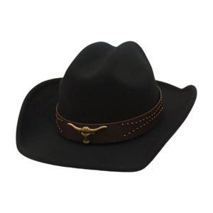 Chapeau de cowboy noir classique avec bande en cuir marron et ornement de tête de taureau