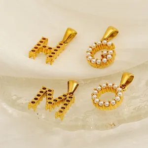 Pendentifs alphabet en acier doré avec perles blanches pour colliers de bijoux femme