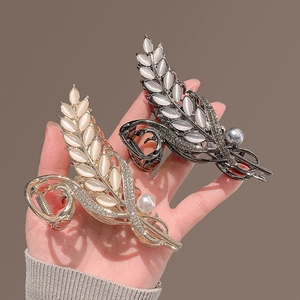 Elegant wheat ear hair claws with cat-eye stone, pearls and rhinestones in gift box