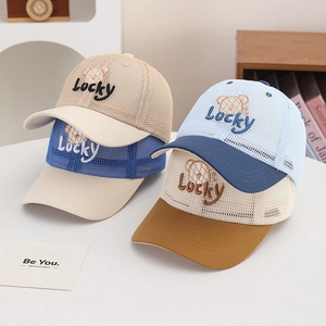 Casquette De Baseball Enfant Mesh Respirant Chapeau Soleil Broderie Ours Dessin Animé Lettre Lucky Décontracté Garçons Filles