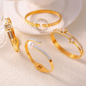 Elegant Gold Plated Titanium Steel Bangle Bracelet For Women With Rhinestone Zircon Geometric Star Faux Artificial Pearl Decor