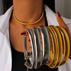 Polished titanium steel snake bone choker and bracelet set in gold and silver finish