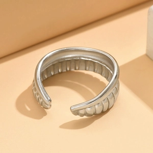 Double-layered silver stainless steel open ring with textured wave pattern for women