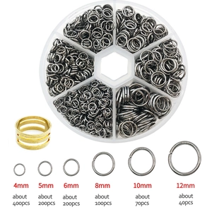 Detail of 1010pcs assorted size open jump rings set with storage box and gold ring tool