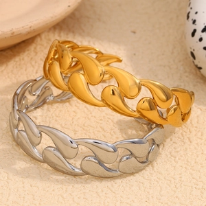 Stainless Steel Bangle For Women 18K Gold Plated Water Drop Hollow Chunky Open Cuff Fashion Jewelry High Polished