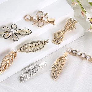 6er-Set modische Haarspangen mit Perlen und Strass in Blumen- und Schleifenform