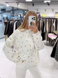 Women Floral Knit Pullover Sweater Round Neck Long Sleeve Loose Fit Cotton Blend Casual Fashion Jumper Top