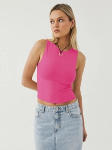 Close-up of rose pink tight-fit sleeveless crop top vest with crew neck for women