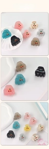 Détail de mini pinces à cheveux en résine avec cerises 3D en plusieurs coloris