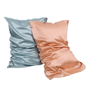 Glossy 22 Momme Mulberry silk pillowcases in grey-blue and pink colors on white background