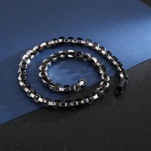 Hip hop men's stainless steel necklace with interlocking hexagonal chain link design
